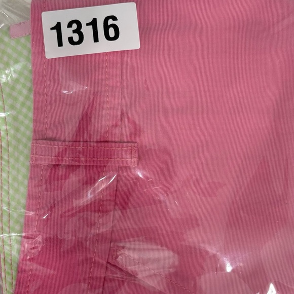 Lilly Pulitzer Shorts Women Size 10 Pink Pout Callahan Cotton
Palm Beach Casual - Picture 6 of 6